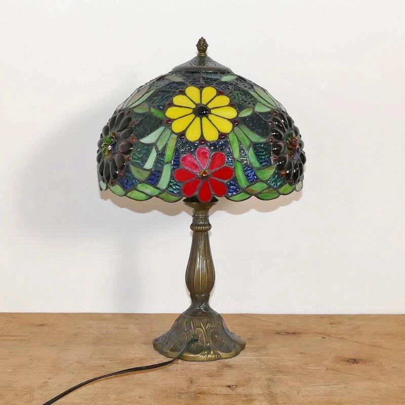 Tiffany Table Lamp 30cm Flower Lampshape E27 Bedroom Bedside Lighting Mosaic Lamp (WH-TTB-70)